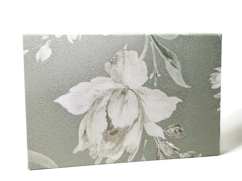 Magnetic empty makeup palette for single eyeshadow pans, gifts for her - Silent Morning
