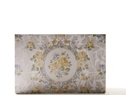 Organizer magnetic empty makeup palette for single pans, gifts for her. Silver Cameo Rose
