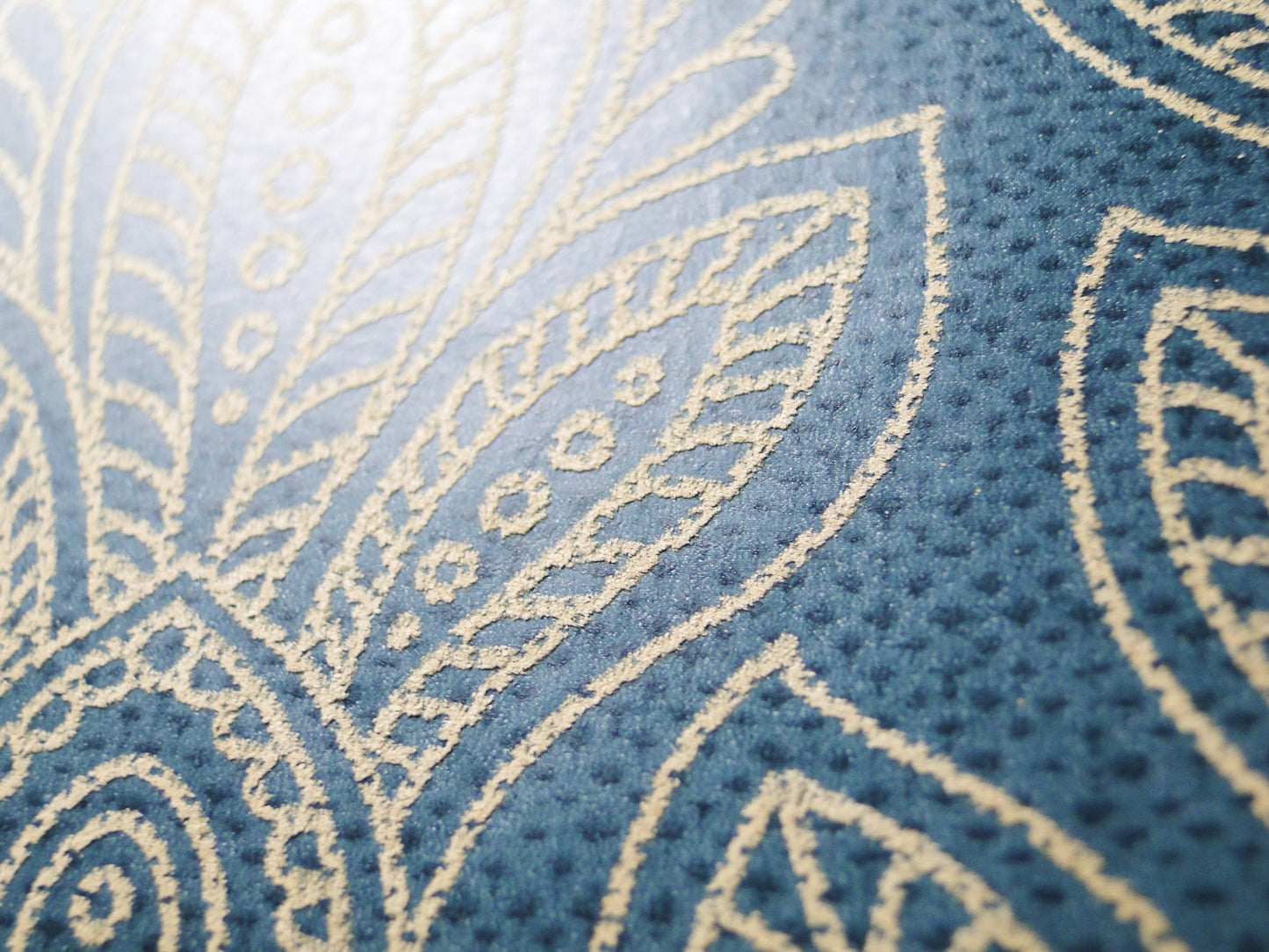 Pro magnetic makeup palette for single pans collection, gifts for her. Blue Paisley